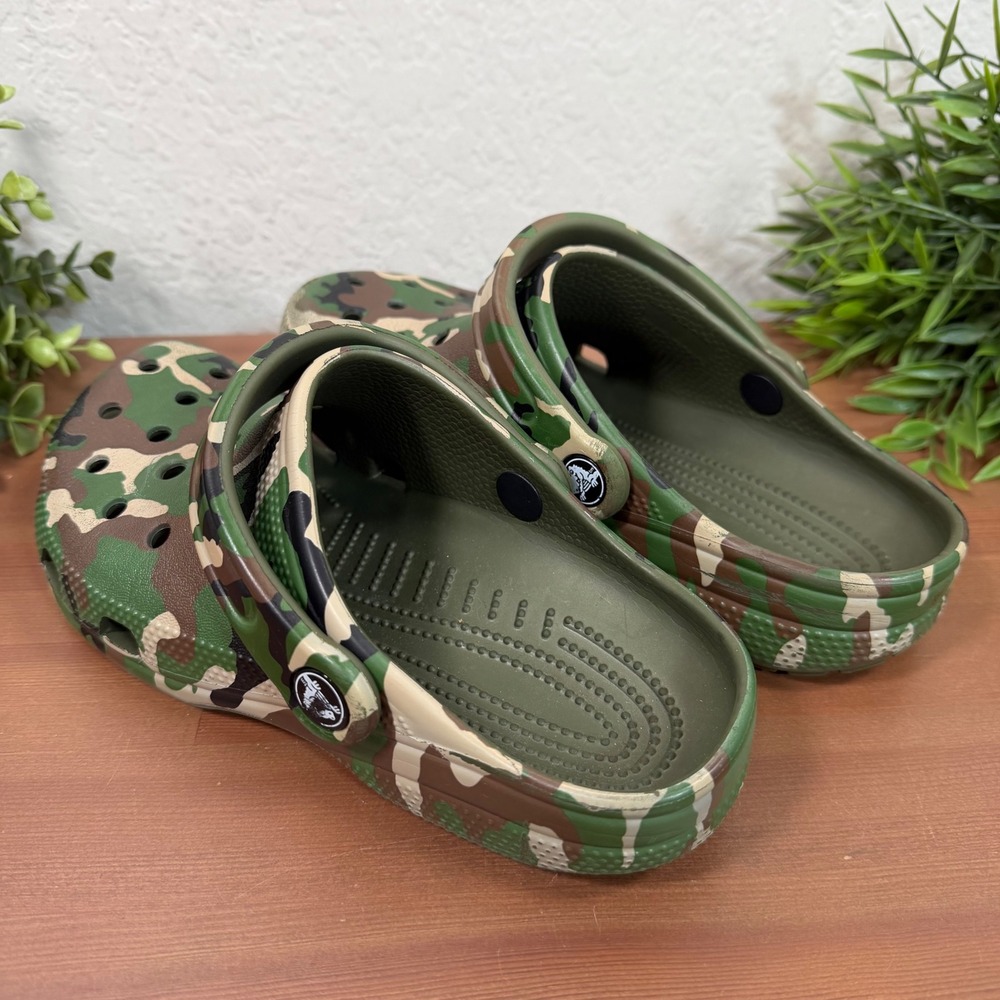 Crocs Unisex Classic Camo Green Woodland ClogS Size M4/W6 - Picture 4 of 7